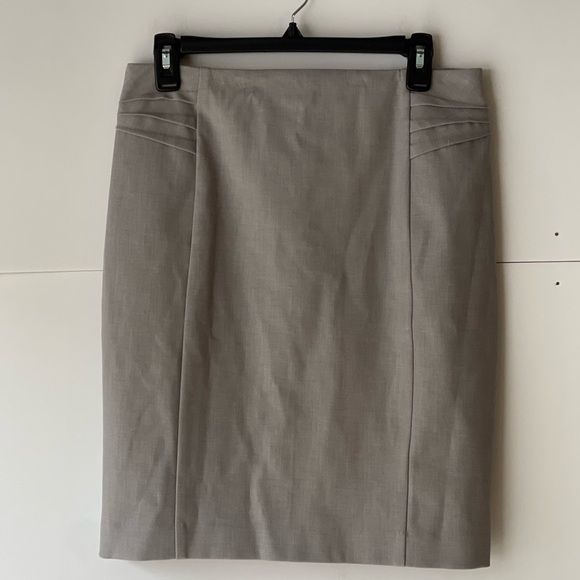 Express Women's Gray High Waisted Pencil Office Short Midi Miini Skirt, Sz 8 - Picture 3 of 7